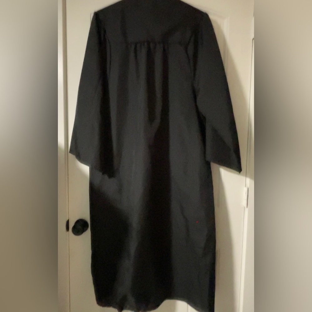 Black Graduation Gown 5’4” — 5’6” Worn Once!